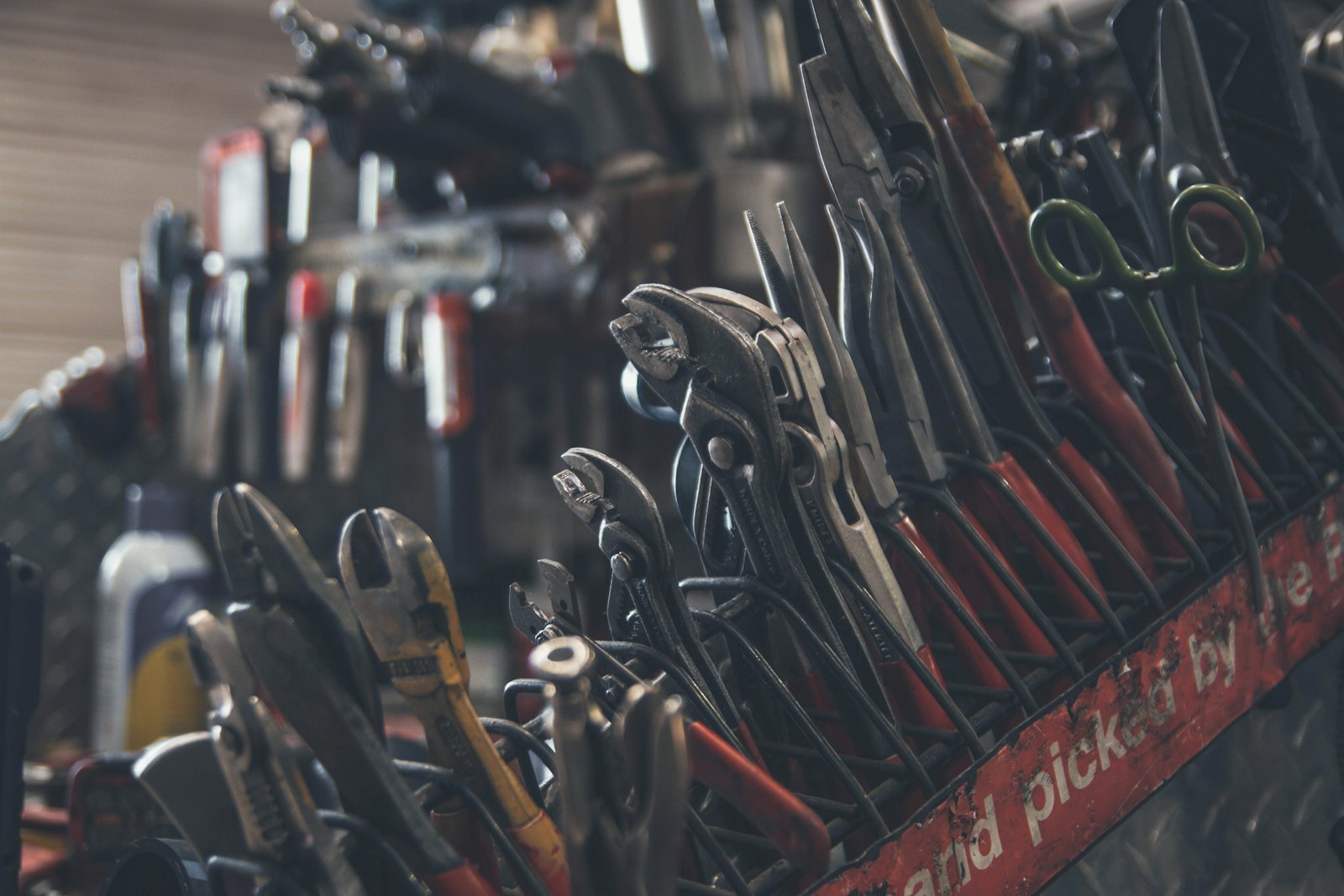 Hardware & Building Materials